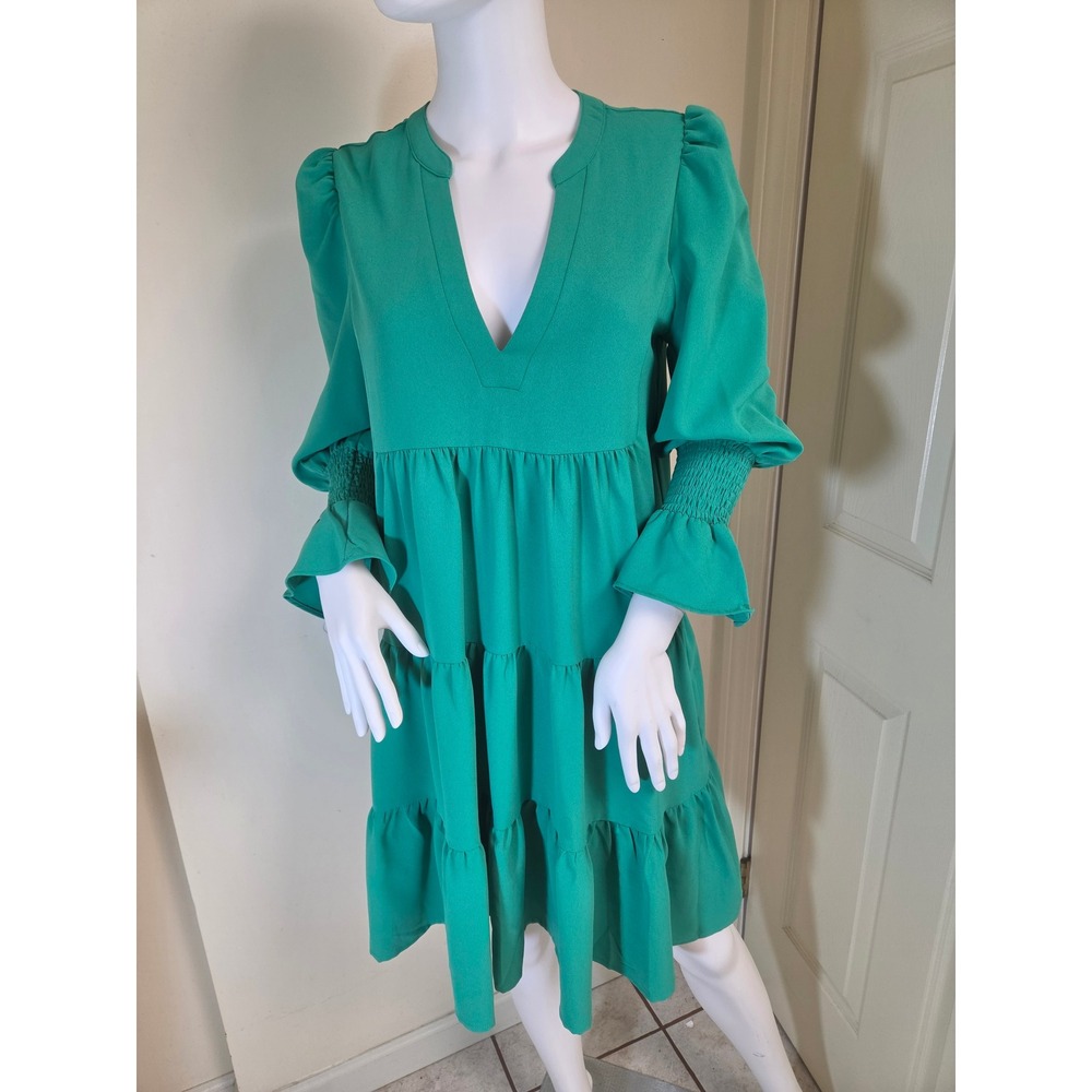 Pomander Place‎ Green Tiered Babydoll Dress V-Neck Smocked Puff Sleeve S Y23003T